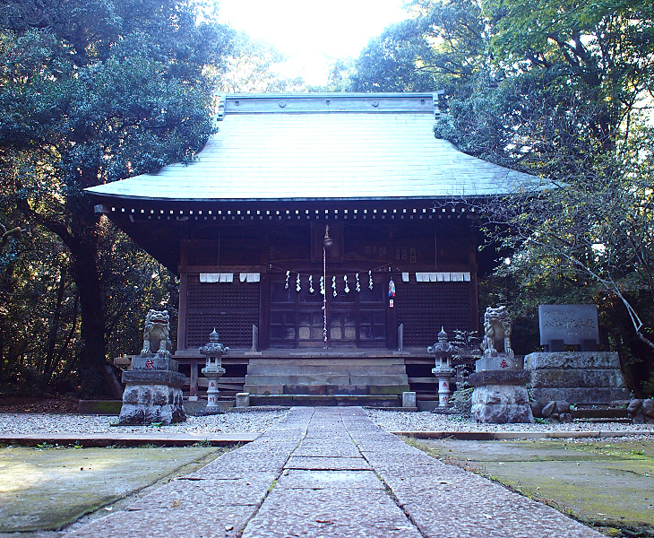 鳩峯八幡神社本殿